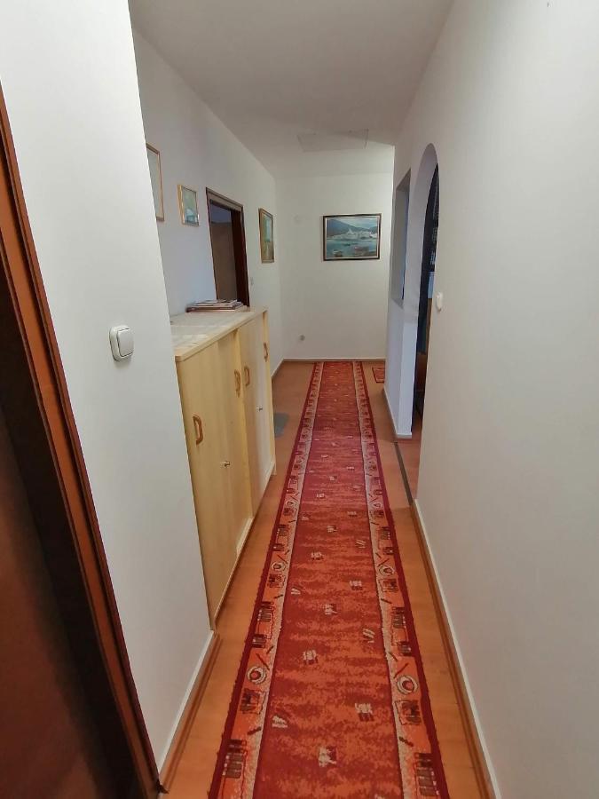 Joos Apartman Sarvar Bagian luar foto